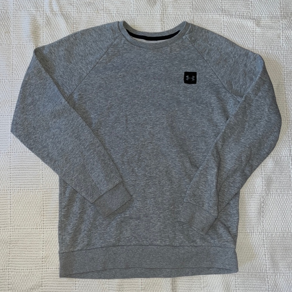 Grey Underarmor Crewneck, size small